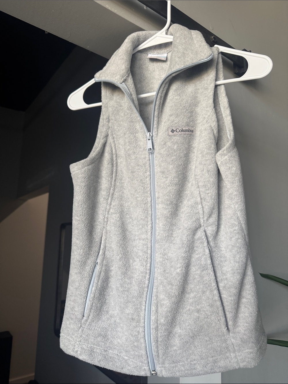 Columbia Gray Fleece Vest with Full Zip